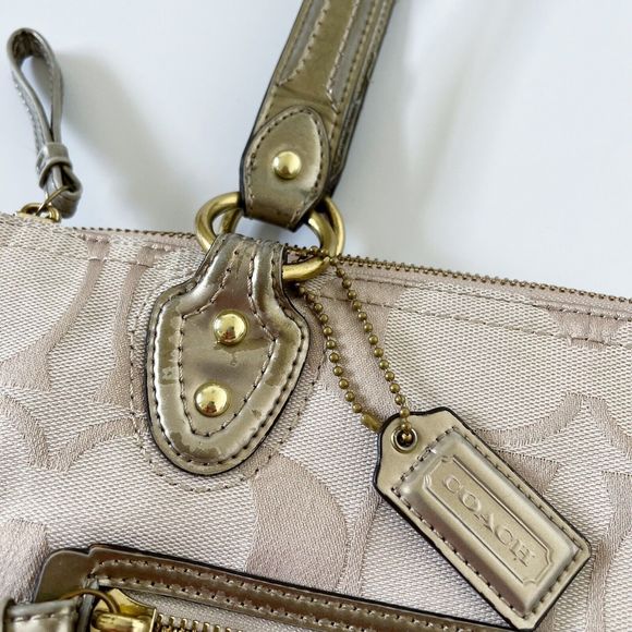 Vintage Coach Bag Poppy Signature C Logo Glam Tote 23261 Gold Tan Handbag Bag - Picture 13 of 16